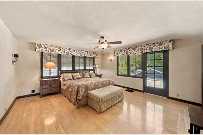 215 Elmwood Court, Modesto, CA 95354 - Photo 5