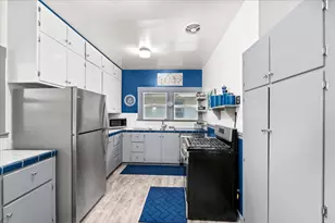 2022 28th St, Sacramento, CA 95818 - Photo 15