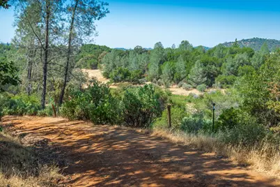 13417 Hallwood Place, Grass Valley, CA 95949 - Photo 3