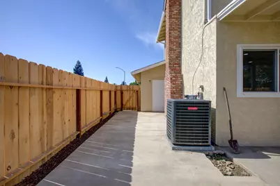 785 Fullerton Drive, Turlock, CA 95382 - Photo 27