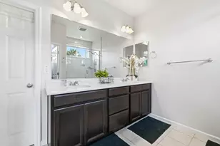 8237 Loyal Dr, Sacramento, CA 95829 - Photo 29