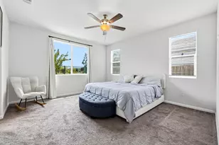 8237 Loyal Dr, Sacramento, CA 95829 - Photo 25