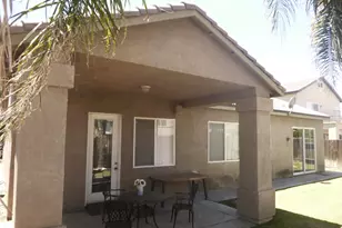 10808 Villa Hermosa Dr, Bakersfield, CA 93311 - Photo 5