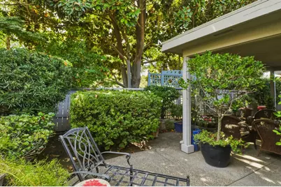 1018 Commons Drive, Sacramento, CA 95825 - Photo 27