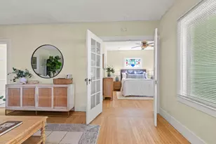1911 20th St, Sacramento, CA 95811 - Photo 5