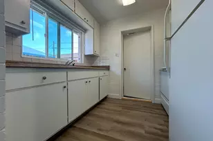 235 W Beverly Pl, Tracy, CA 95376 - Photo 7