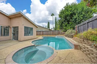 8709 Los Encantos Circle, Elk Grove, CA 95624 - Photo 21