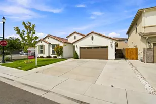 1991 Lovejoy Ave, Manteca, CA 95337 - Photo 3