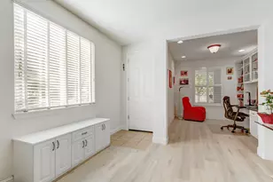 2272 Ryedale Ln, Sacramento, CA 95835 - Photo 3