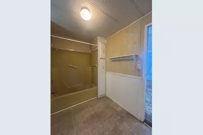 Lee, Turlock, CA 95382 - Photo 13