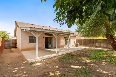 5649 W Norwich Avenue, Fresno, CA 93722 - Photo 33