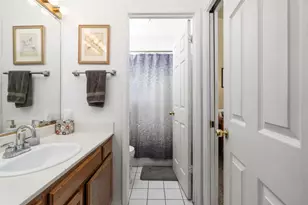 5649 W Norwich Ave, Fresno, CA 93722 - Photo 23