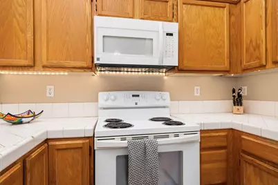 5649 W Norwich Avenue, Fresno, CA 93722 - Photo 15