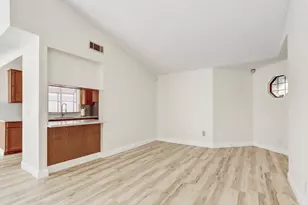 5112 Laguna Park Dr, Elk Grove, CA 95758 - Photo 15