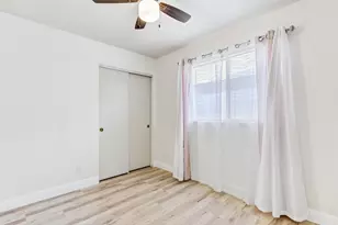 5112 Laguna Park Dr, Elk Grove, CA 95758 - Photo 33