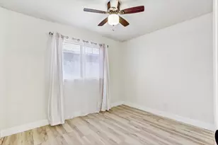 5112 Laguna Park Dr, Elk Grove, CA 95758 - Photo 31