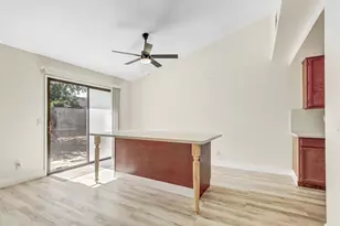 5112 Laguna Park Dr, Elk Grove, CA 95758 - Photo 13