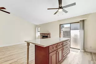 5112 Laguna Park Dr, Elk Grove, CA 95758 - Photo 11