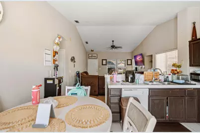214 Shadywood Avenue, Lathrop, CA 95330 - Photo 9