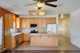 515 Vickie Theresa Ln, Rio Linda, CA 95673 - Photo 5