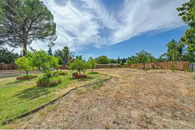 8351 Carrick Court, Citrus Heights, CA 95610 - Photo 39