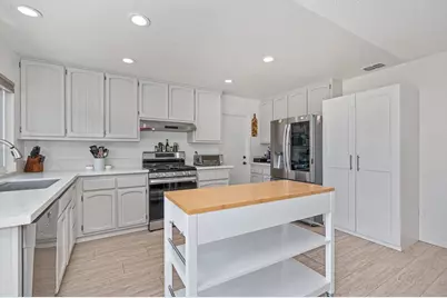 8351 Carrick Court, Citrus Heights, CA 95610 - Photo 19