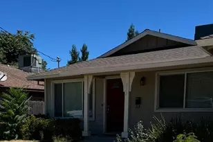 533 N 1st Ave, Oakdale, CA 95361 - Photo 1
