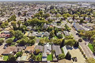 217 Palm Ave, Ripon, CA 95366 - Photo 5