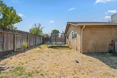 1122 Sapphire Way, Manteca, CA 95336 - Photo 23