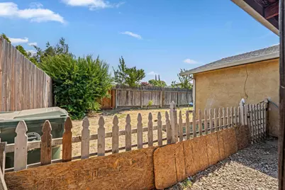 1122 Sapphire Way, Manteca, CA 95336 - Photo 23