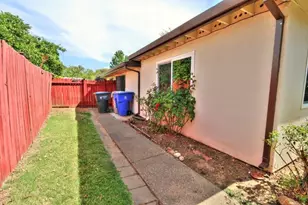4920 Cibola Way, Sacramento, CA 95820 - Photo 13