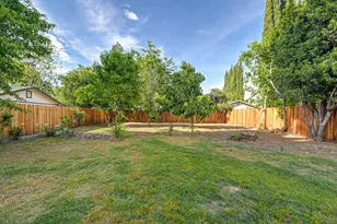 2776 Bridgeford Dr, Sacramento, CA 95833 - Photo 33