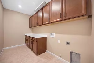 9081 Royal Gorge Loop, Roseville, CA 95747 - Photo 27