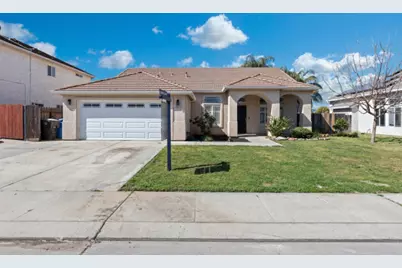 549 Victory Avenue, Manteca, CA 95336 - Photo 1