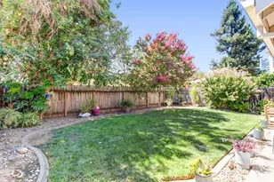 7850 Bonny Downs Way, Elk Grove, CA 95758 - Photo 31