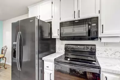 7850 Bonny Downs Way, Elk Grove, CA 95758 - Photo 15