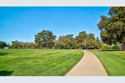 9473 Alabaster Drive, Elk Grove, CA 95758 - Photo 31