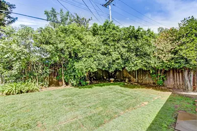 9049 Rosewood Drive, Sacramento, CA 95826 - Photo 31