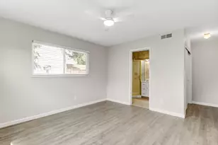 9049 Rosewood Dr, Sacramento, CA 95826 - Photo 21