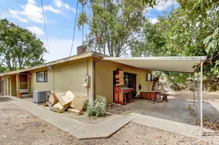 3327 Eisenhower Dr, Sacramento, CA 95826 - Photo 33