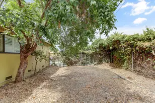 3327 Eisenhower Dr, Sacramento, CA 95826 - Photo 31