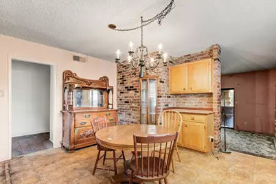 3327 Eisenhower Drive, Sacramento, CA 95826 - Photo 9