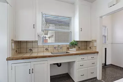 939 W Vine Street, Stockton, CA 95203 - Photo 11