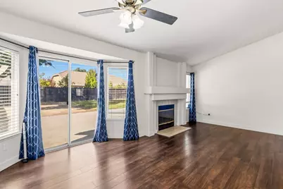 8585 Meandering Way, Antelope, CA 95843 - Photo 9