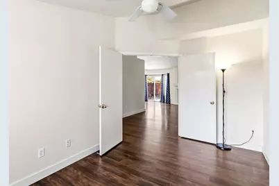 8585 Meandering Way, Antelope, CA 95843 - Photo 15