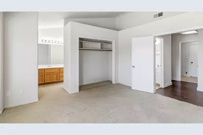 8585 Meandering Way, Antelope, CA 95843 - Photo 19