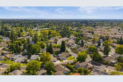 9236 Whittemore Drive, Elk Grove, CA 95624 - Photo 67