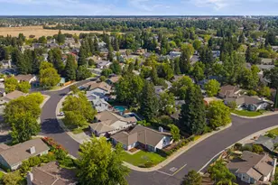 9236 Whittemore Dr, Elk Grove, CA 95624 - Photo 57