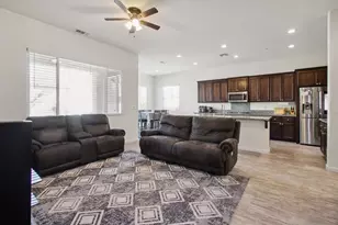 10361 Dynamic Wy, Elk Grove, CA 95757 - Photo 17