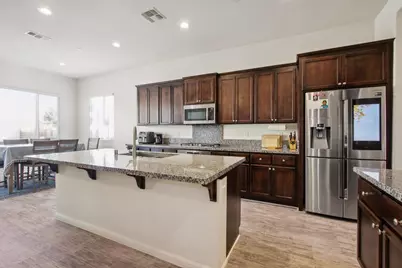 10361 Dynamic Way, Elk Grove, CA 95757 - Photo 19